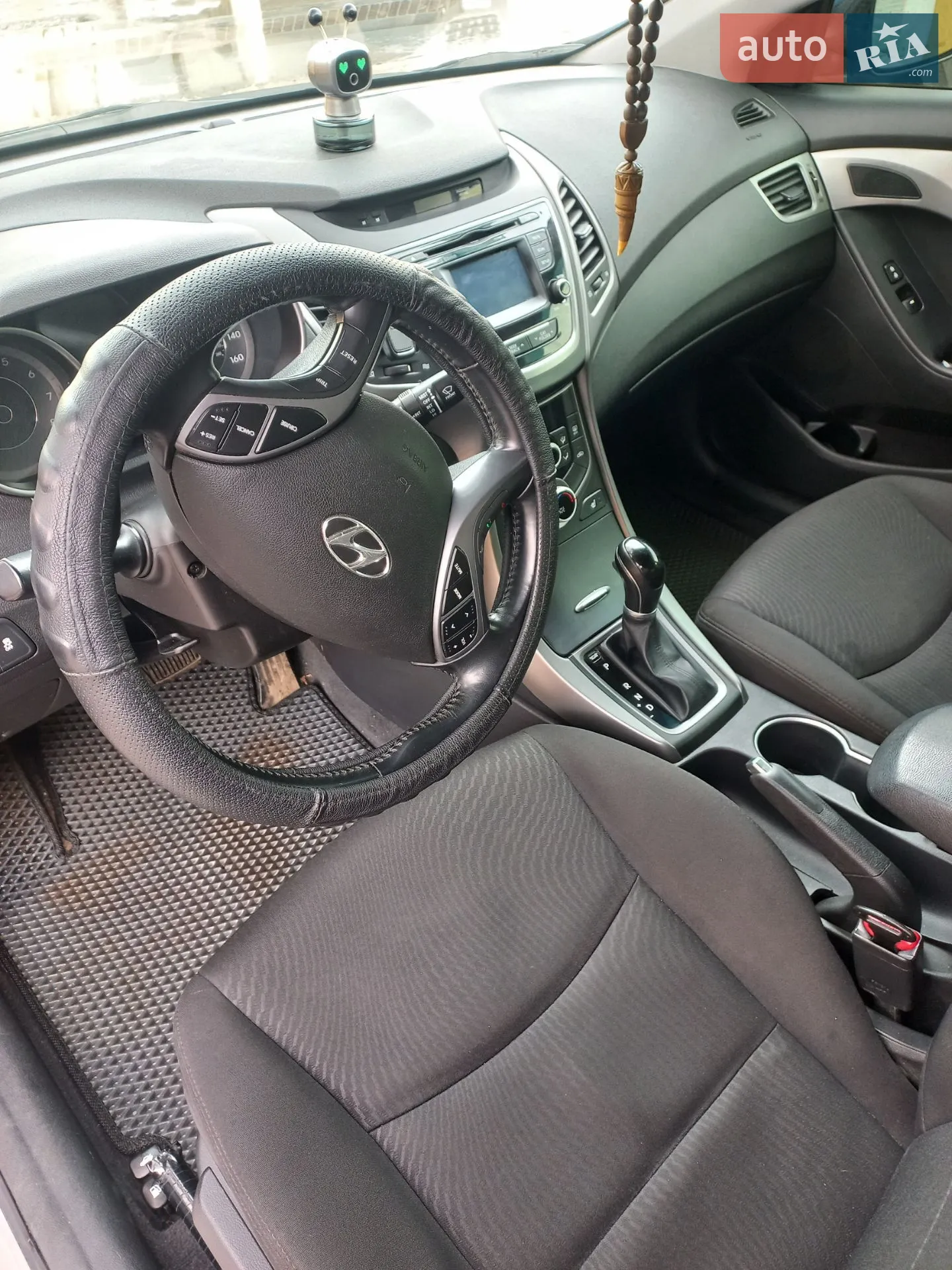 2015 Hyundai Elantra - мініатюра 9
