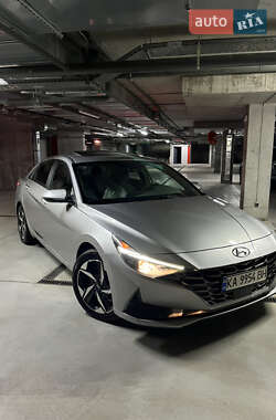 Седан Hyundai Elantra 2021 в Киеве