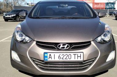 Седан Hyundai Elantra 2012 в Києві