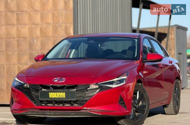 Седан Hyundai Elantra 2022 в Києві