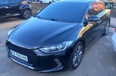 Седан Hyundai Elantra 2016 в Киеве
