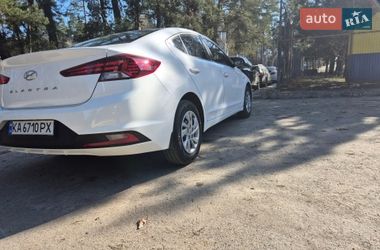 Седан Hyundai Elantra 2020 в Киеве