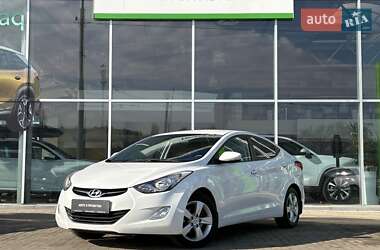 Седан Hyundai Elantra 2012 в Киеве
