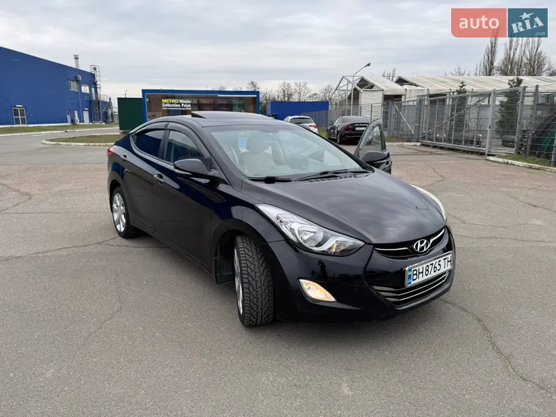 Hyundai Elantra