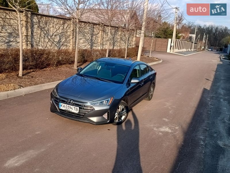 Hyundai Elantra 2019