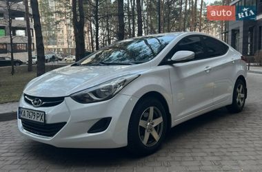 Седан Hyundai Elantra 2013 в Києві