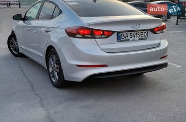 Седан Hyundai Elantra 2016 в Запорожье