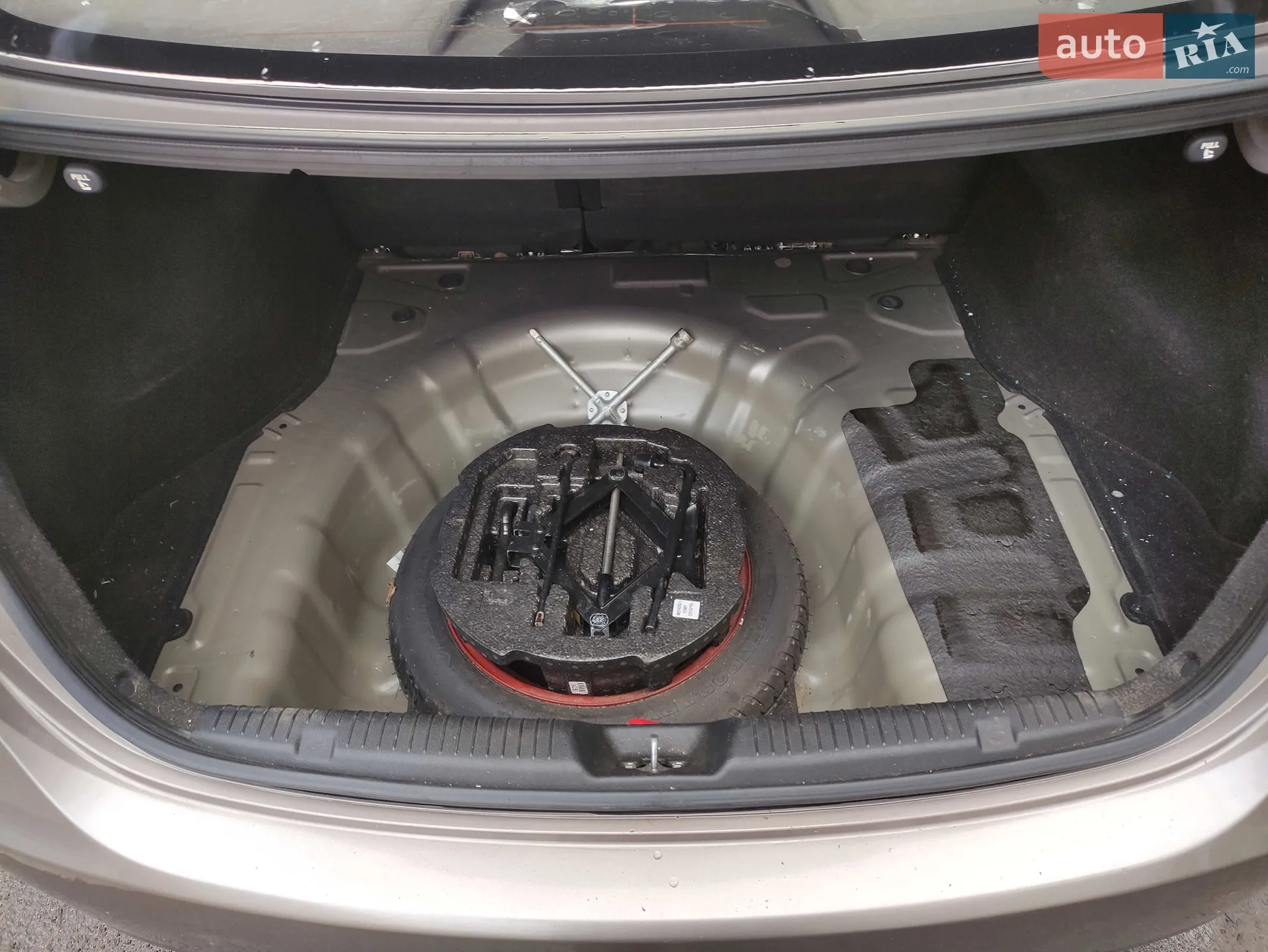 2012 Hyundai Elantra - мініатюра 13