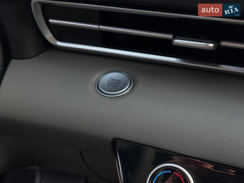 Седан Hyundai Elantra 2022 в Луцке