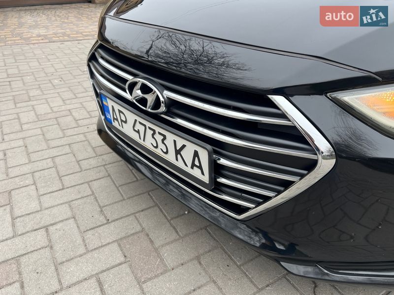 Седан Hyundai Elantra 2017 в Запорожье