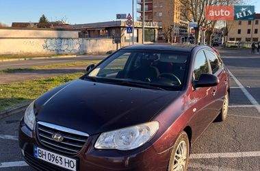 Седан Hyundai Elantra 2008 в Одессе