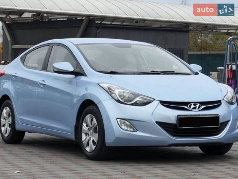 Hyundai Elantra 2011
