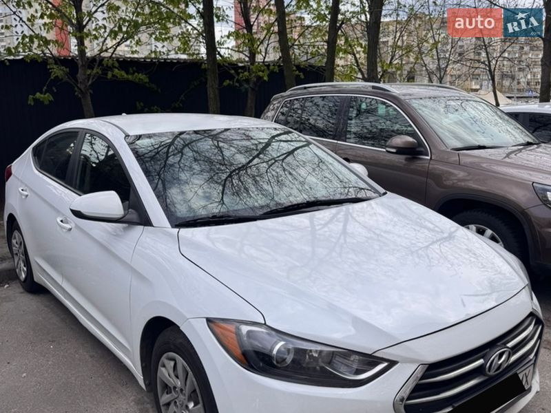 Hyundai Elantra 2018