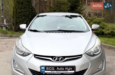 Седан Hyundai Elantra 2014 в Киеве
