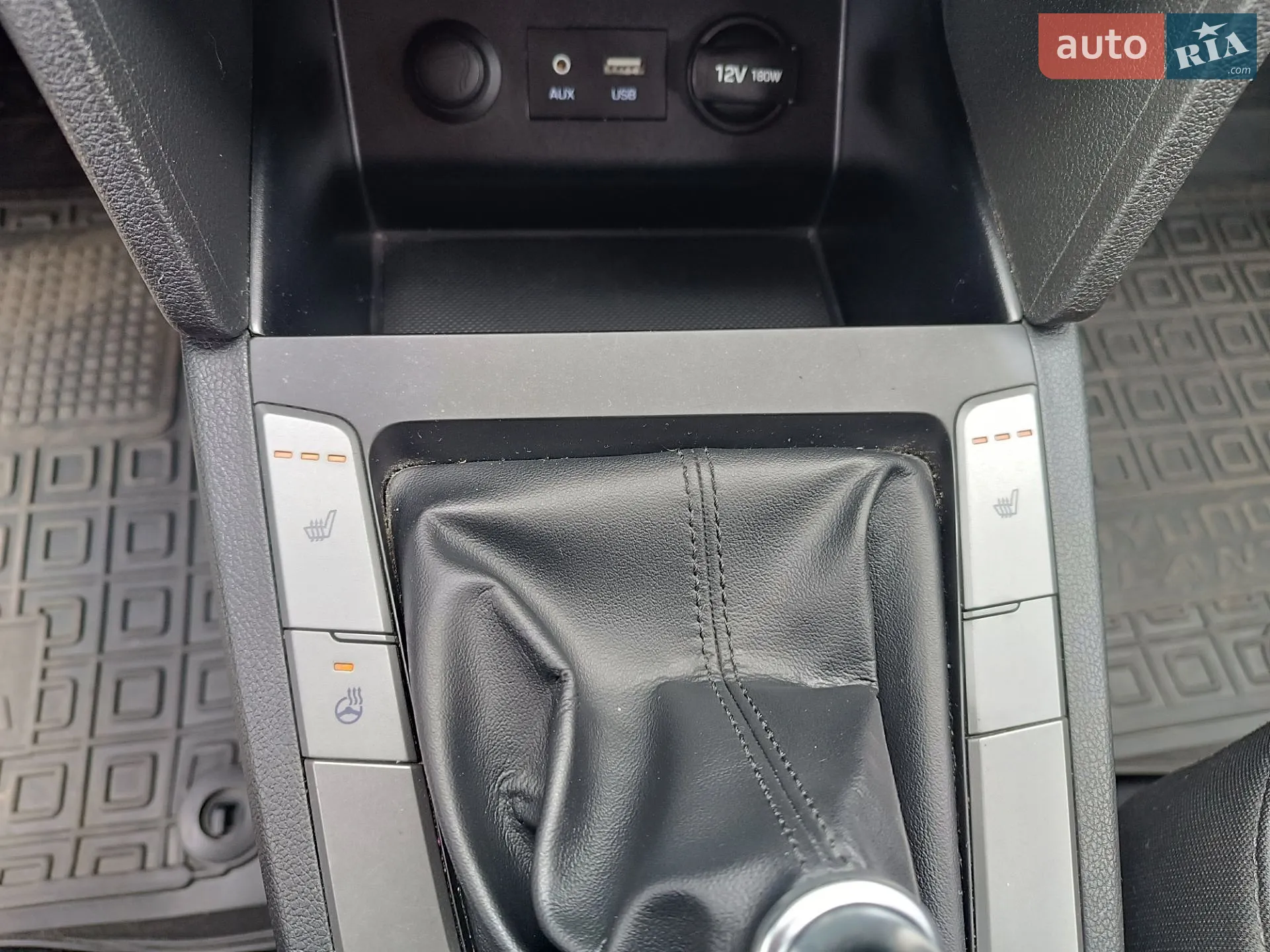 2019 Hyundai Elantra - мініатюра 26