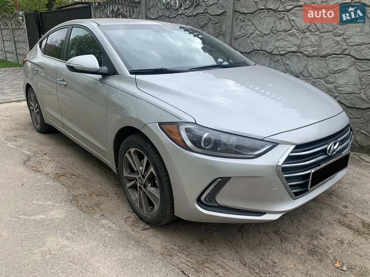 2015 Hyundai Elantra - мініатюра 21
