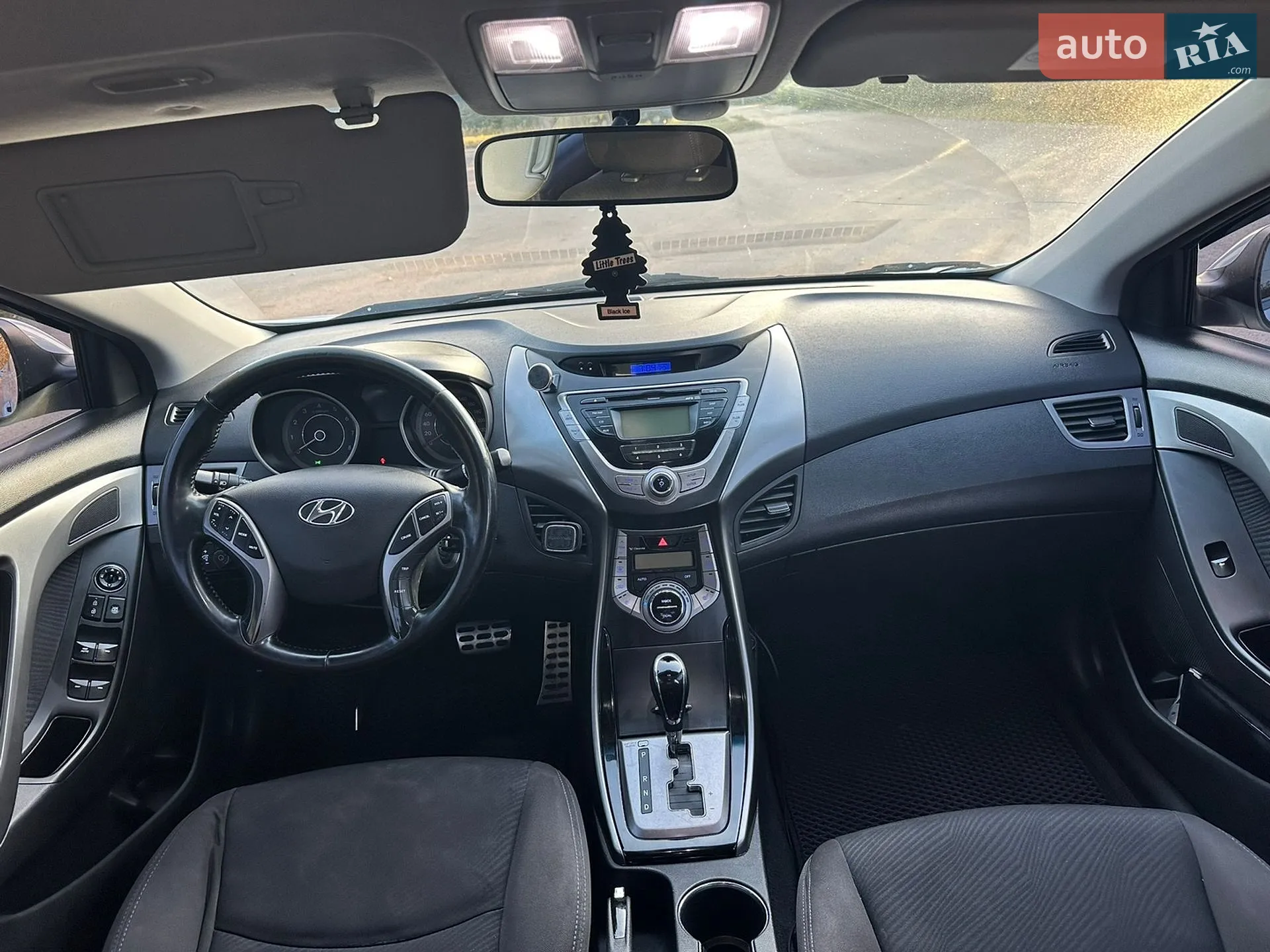2013 Hyundai Elantra - мініатюра 3