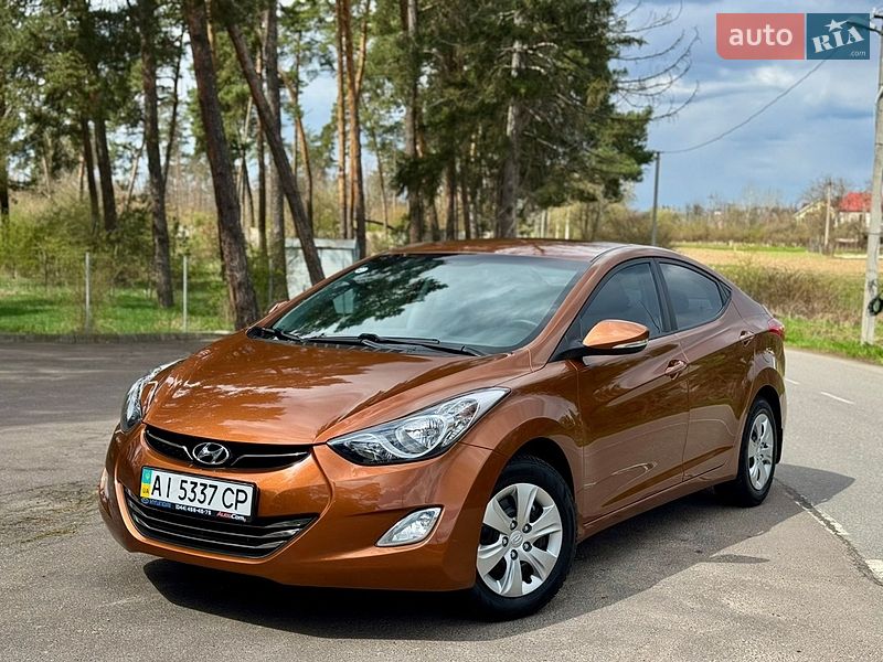 Hyundai Elantra 2011