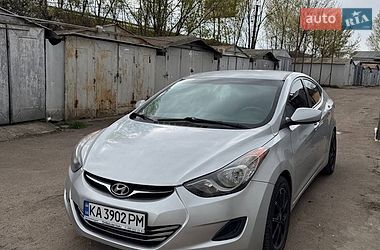 Седан Hyundai Elantra 2013 в Києві
