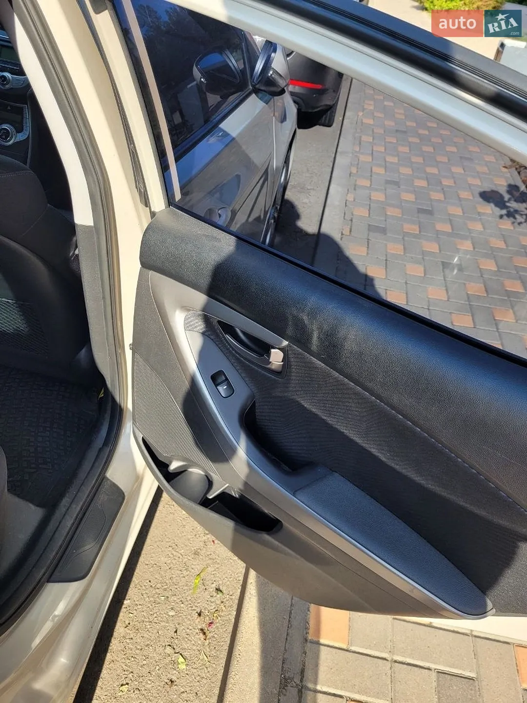 2012 Hyundai Elantra - мініатюра 18