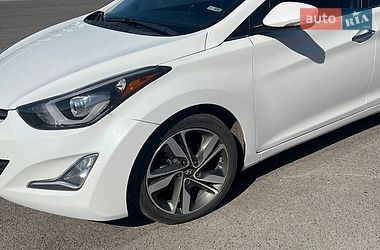 Седан Hyundai Elantra 2014 в Тульчине