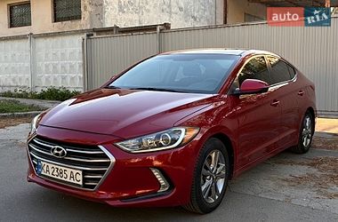 Седан Hyundai Elantra 2016 в Києві