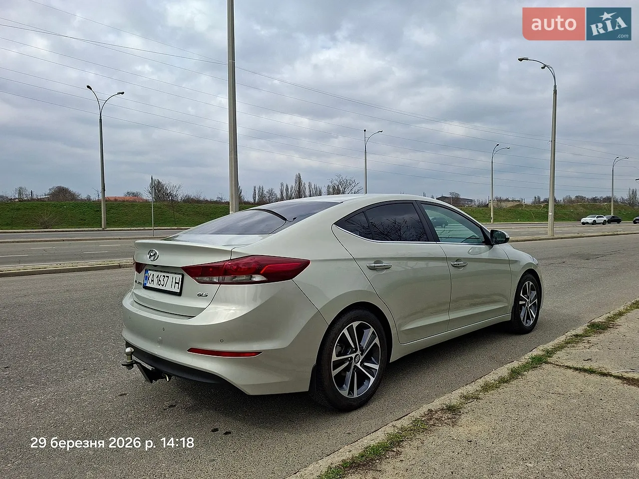 2018 Hyundai Elantra - мініатюра 14