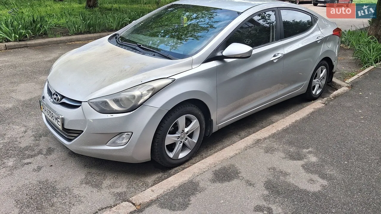 2013 Hyundai Elantra - мініатюра 20