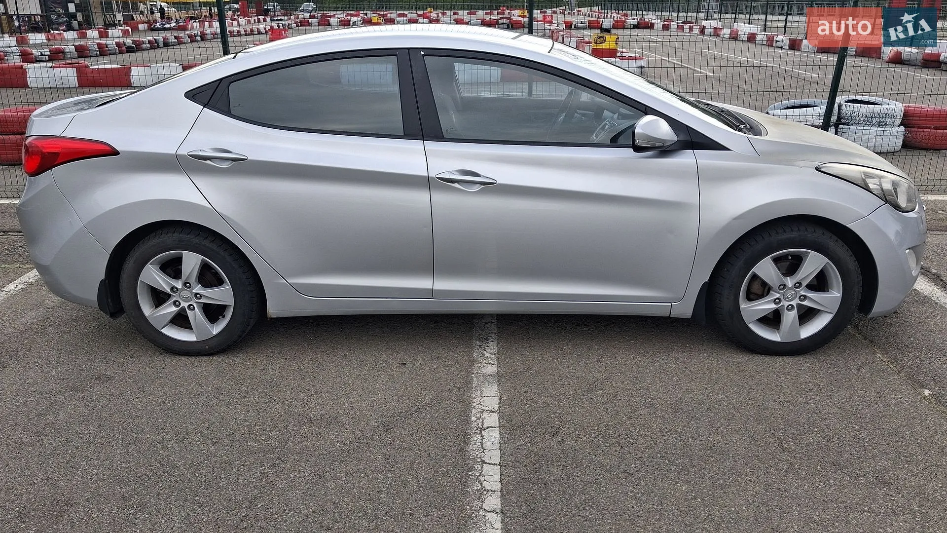 2012 Hyundai Elantra - мініатюра 3