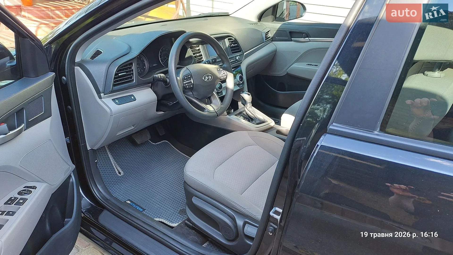 2018 Hyundai Elantra - мініатюра 22