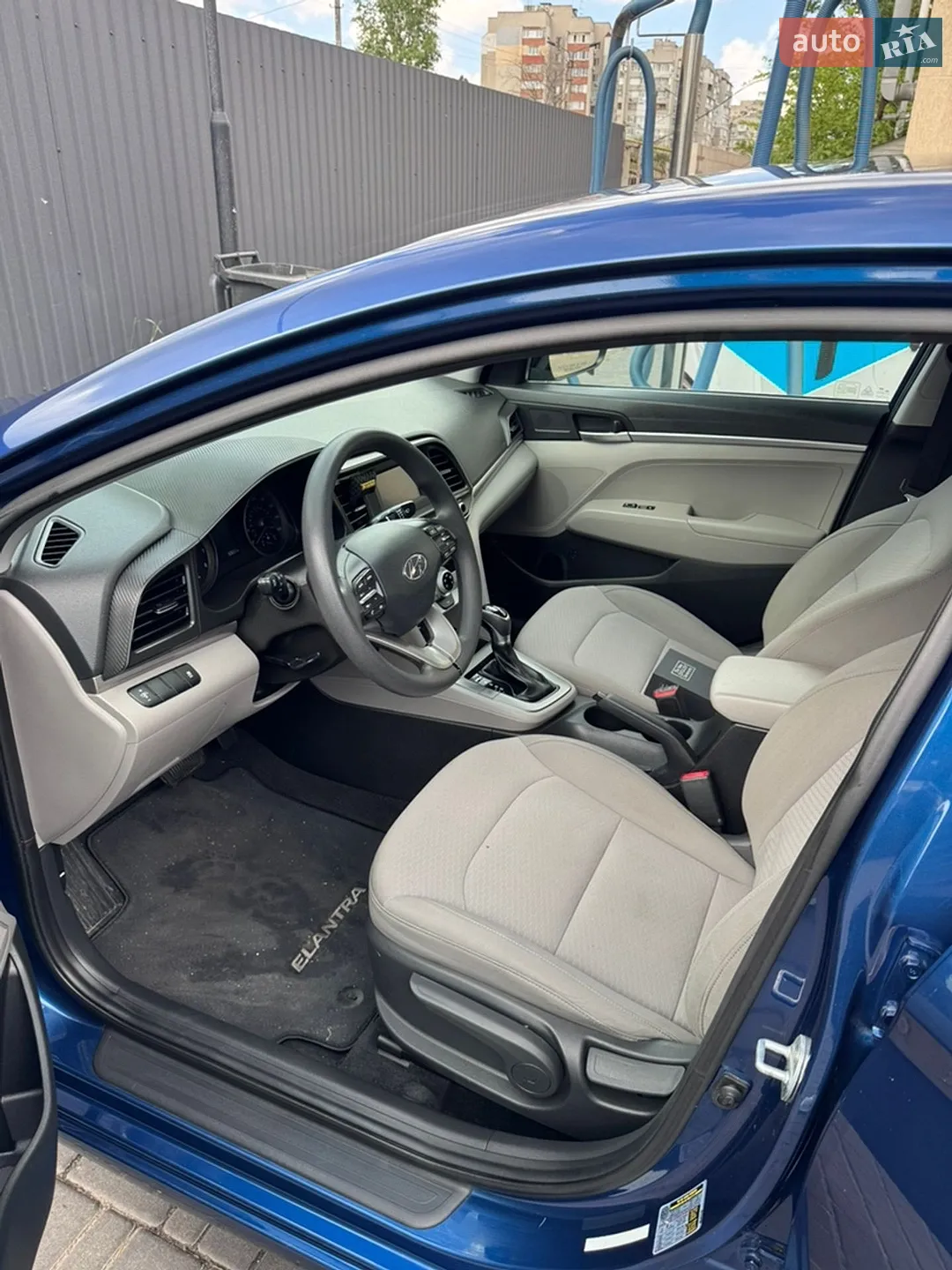 2018 Hyundai Elantra - мініатюра 16