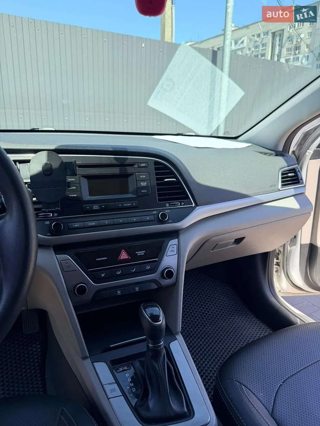 2017 Hyundai Elantra - мініатюра 7