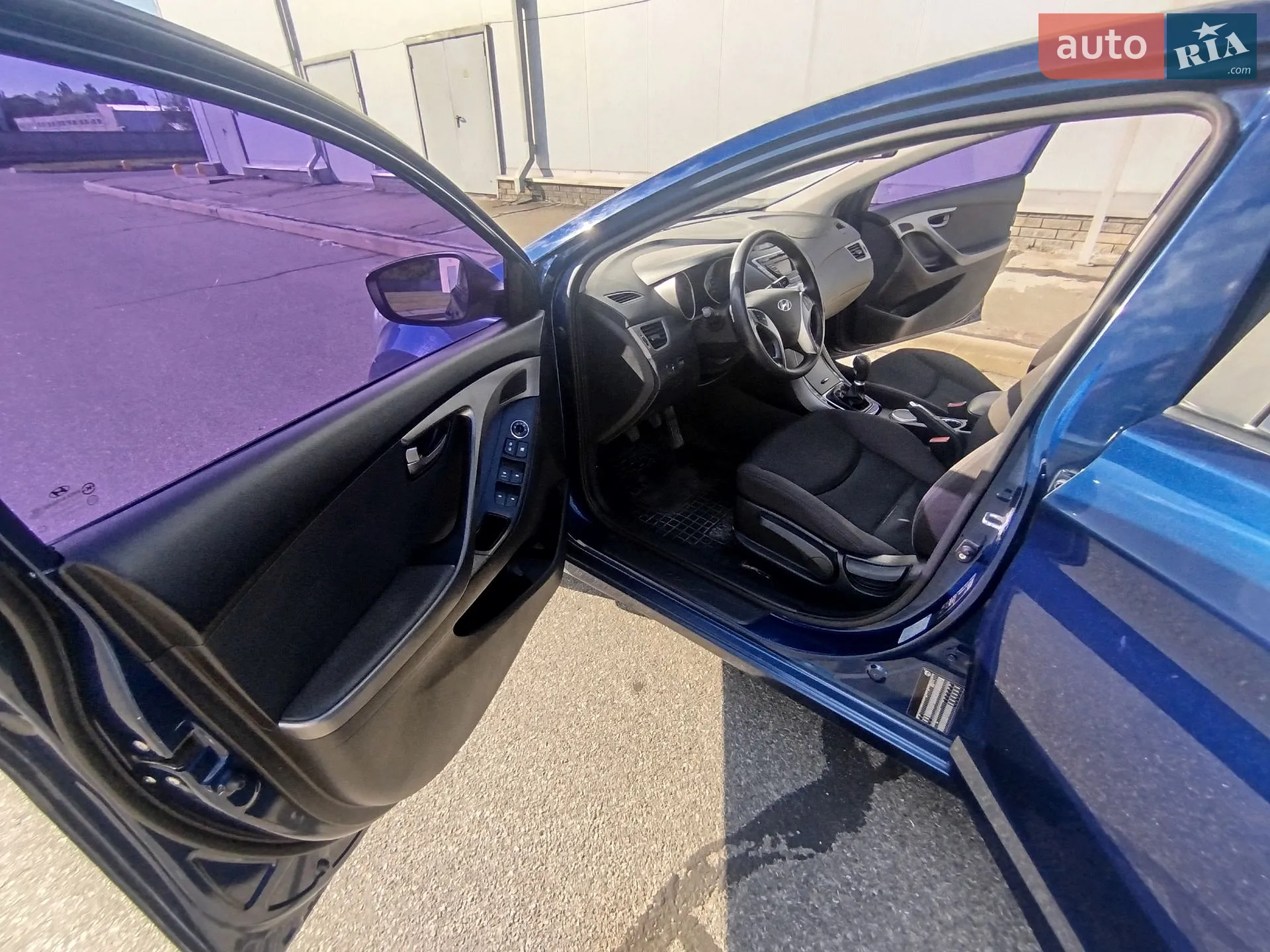 2011 Hyundai Elantra - мініатюра 15