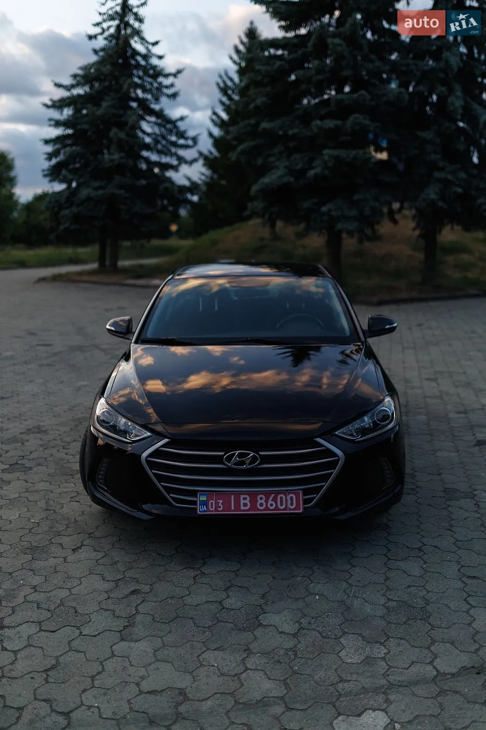 2018 Hyundai Elantra - мініатюра 3