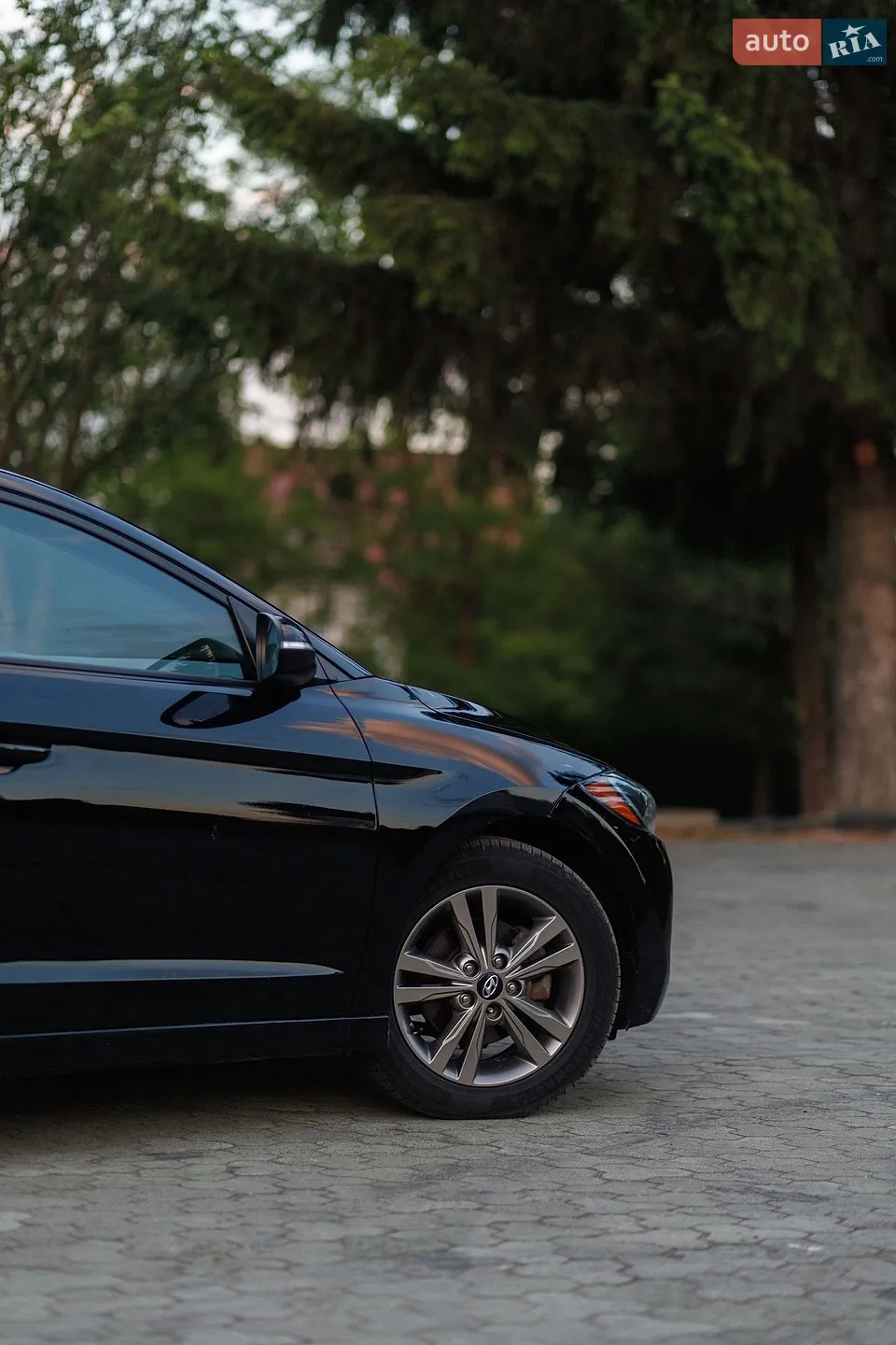 2018 Hyundai Elantra - мініатюра 9
