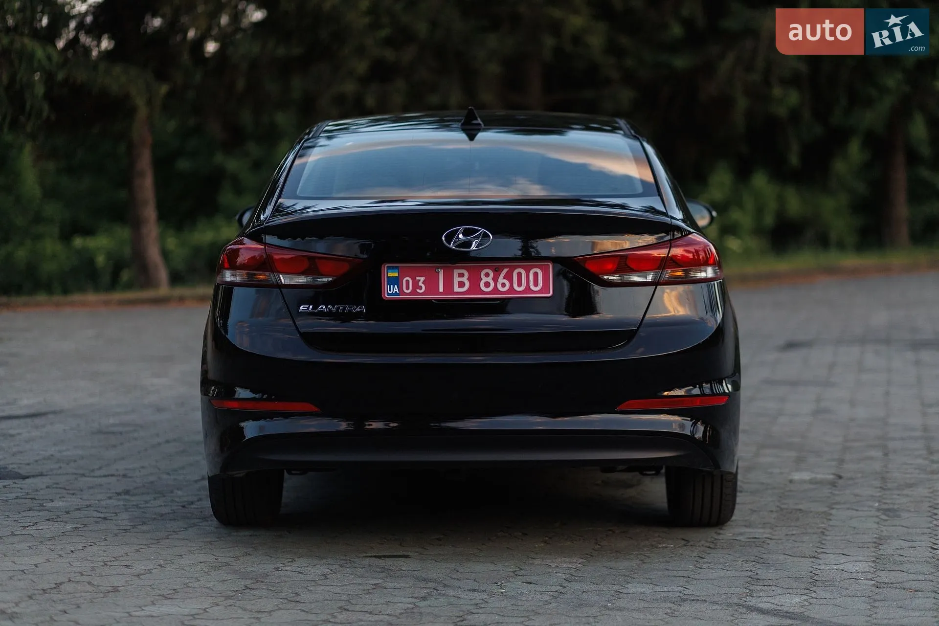 2018 Hyundai Elantra - мініатюра 10