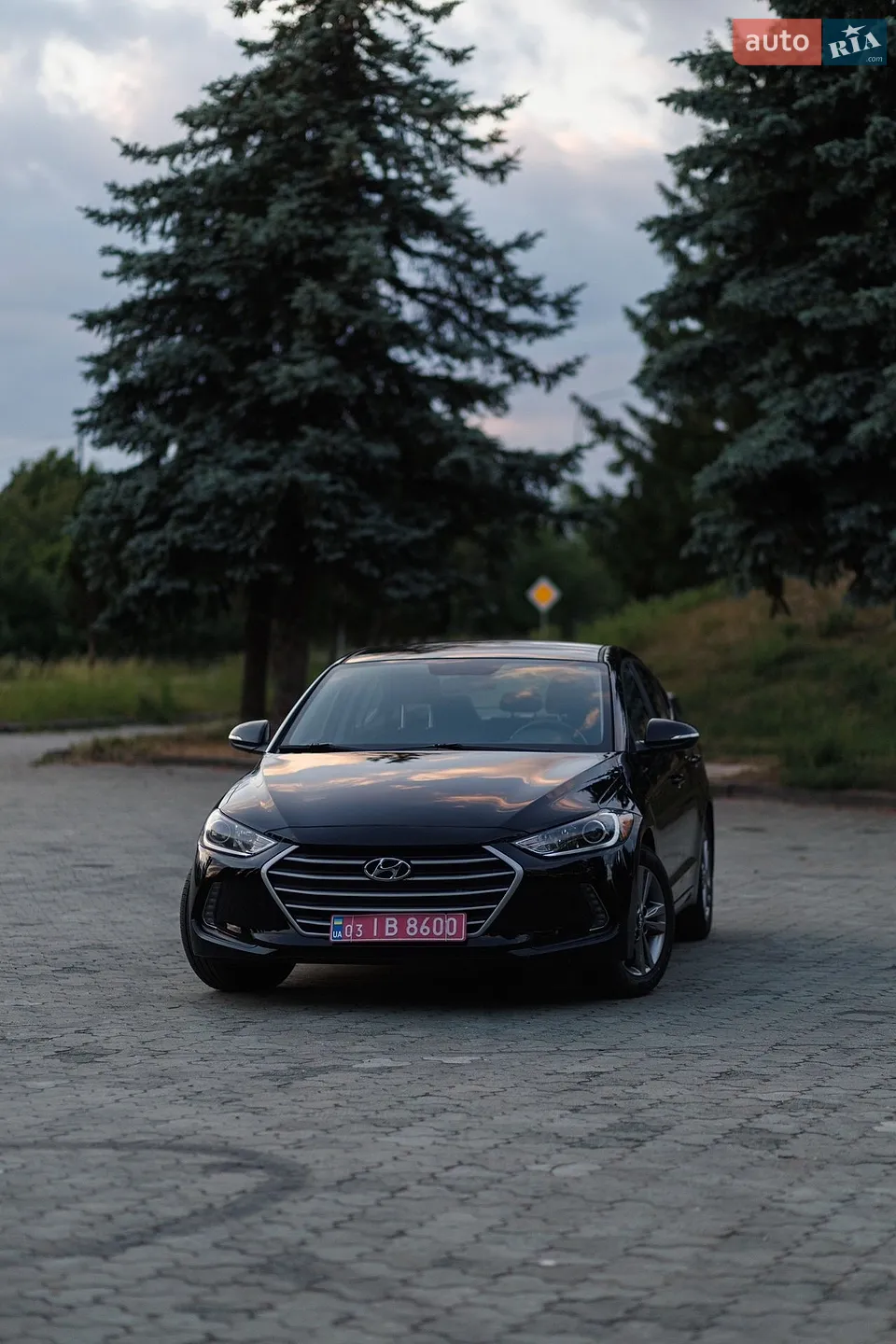 2018 Hyundai Elantra - мініатюра 14