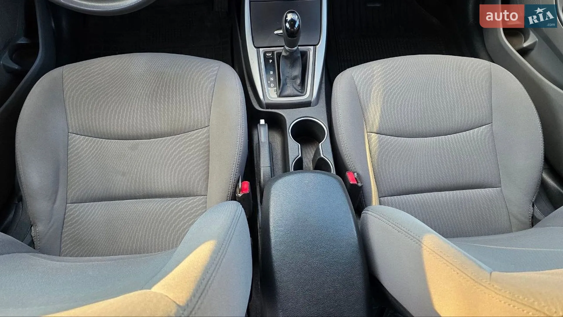 2014 Hyundai Elantra - мініатюра 15