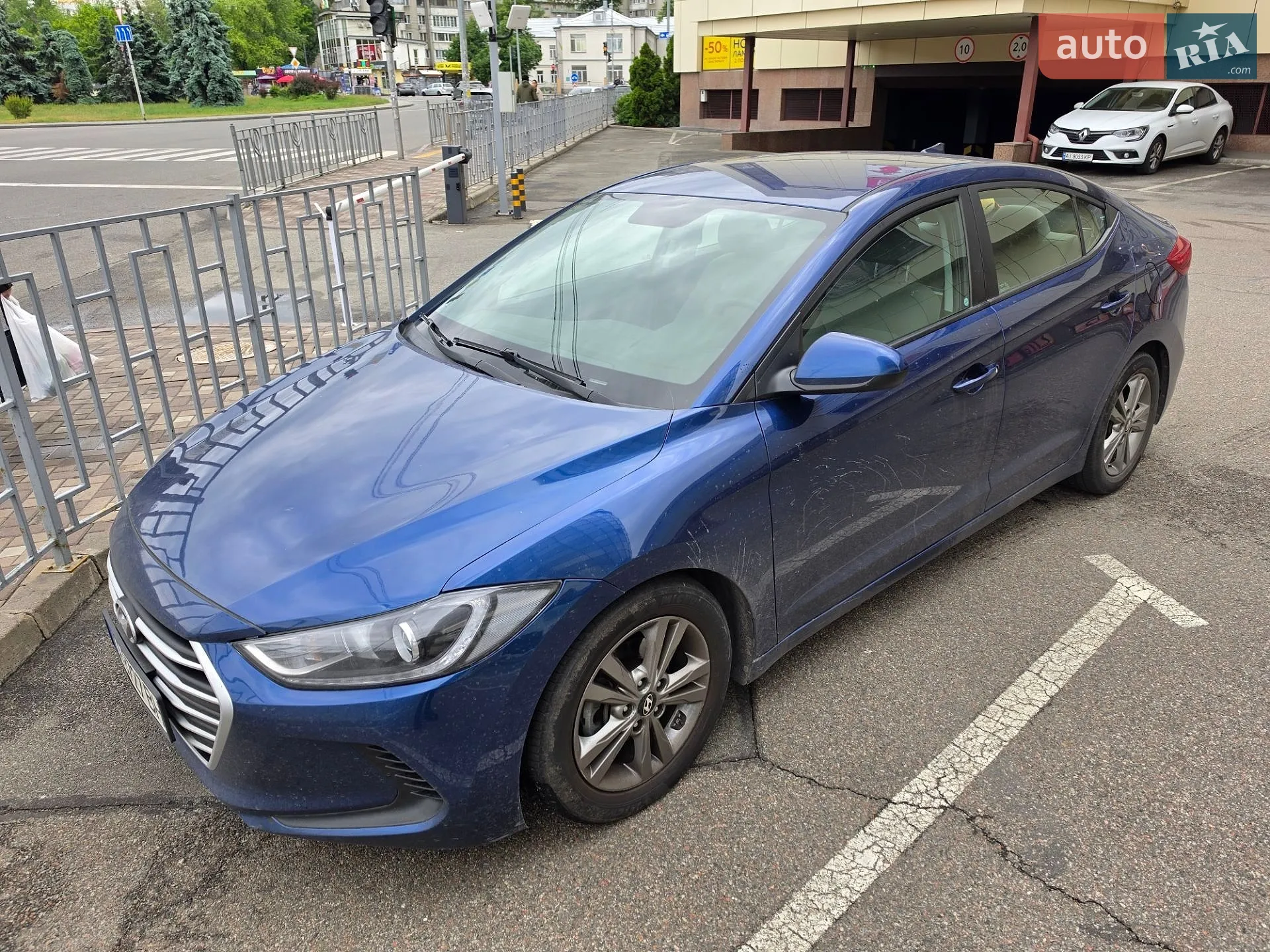 2016 Hyundai Elantra - мініатюра 2