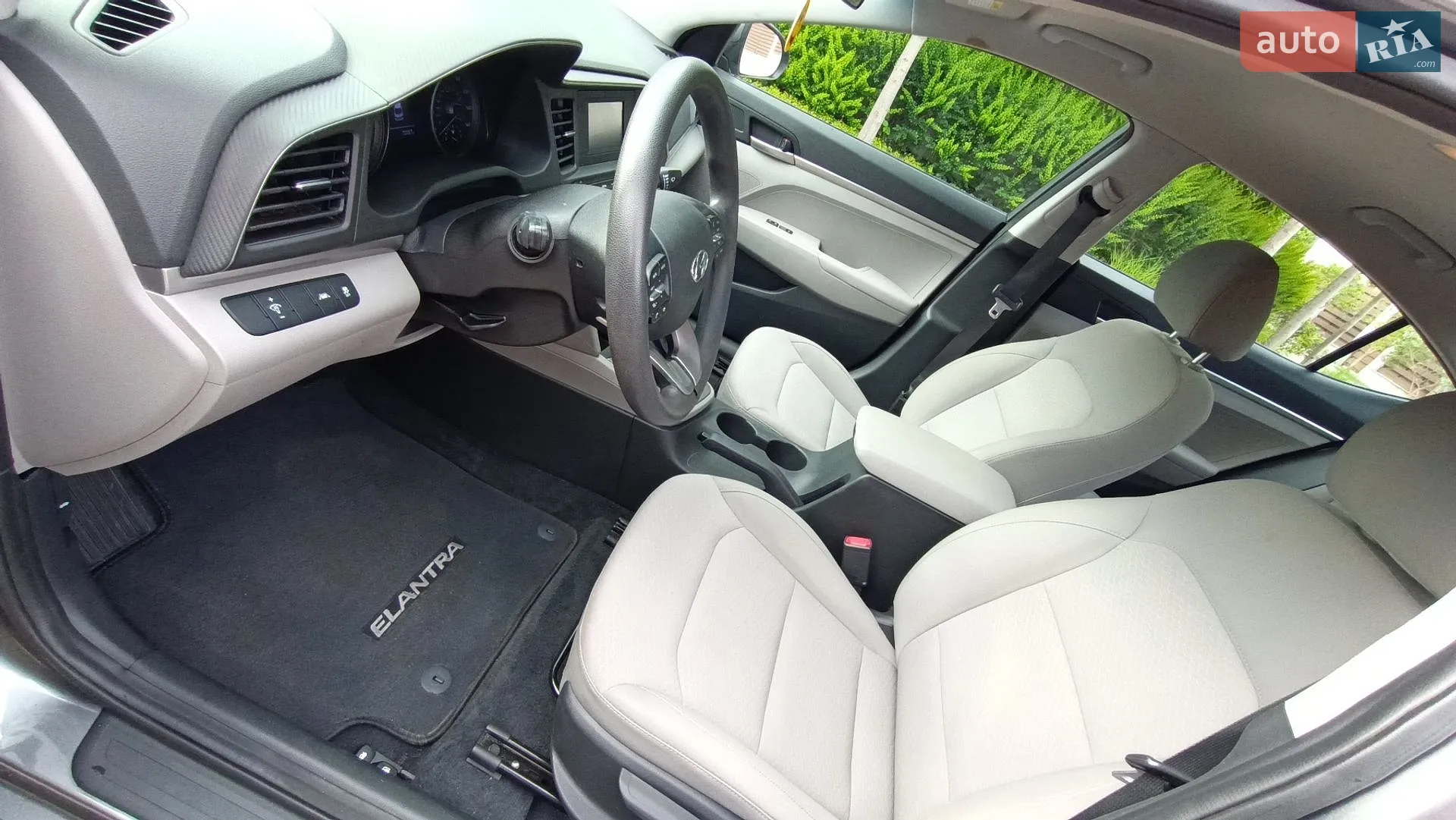 2019 Hyundai Elantra - мініатюра 16