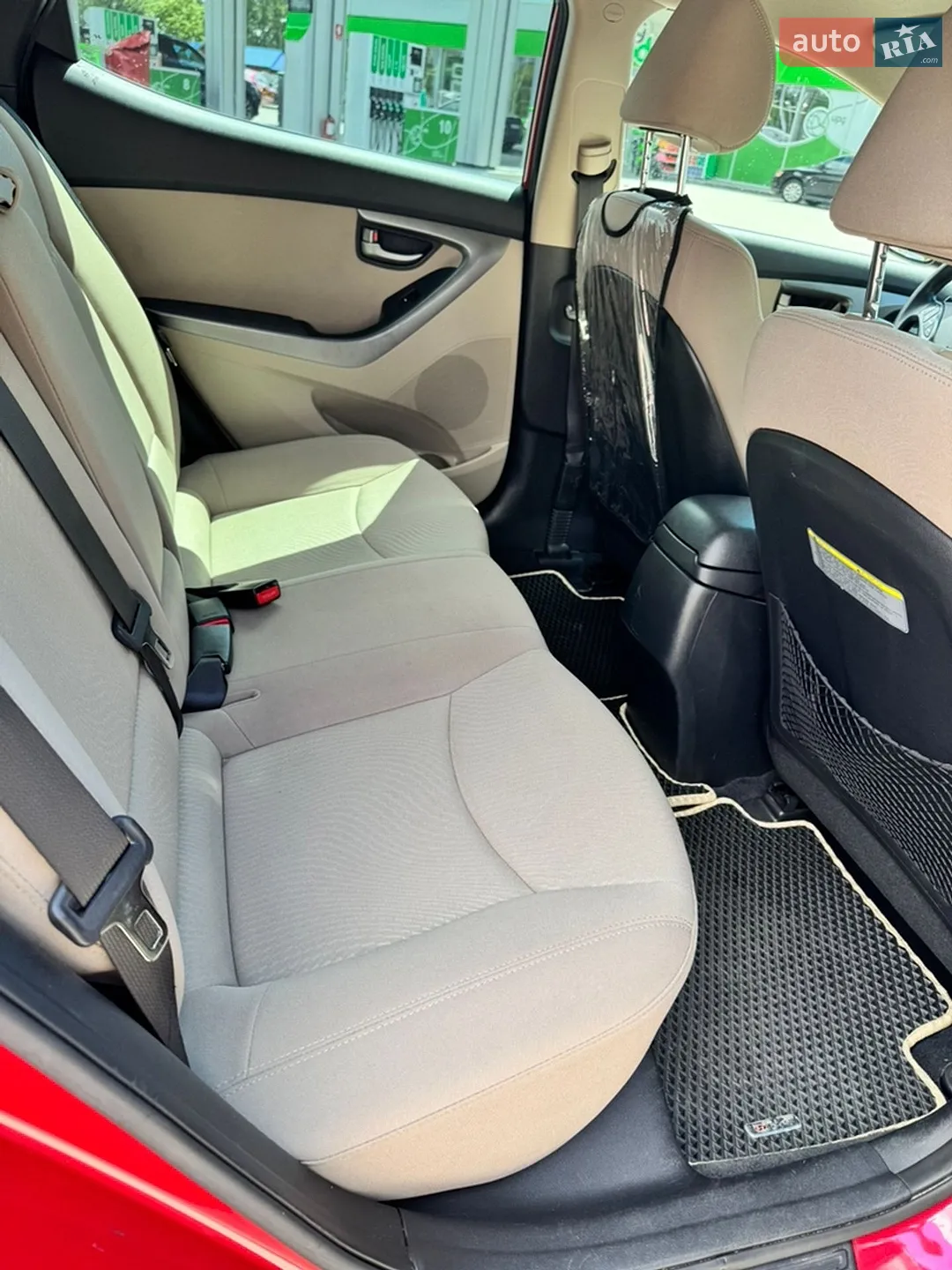2015 Hyundai Elantra - мініатюра 13