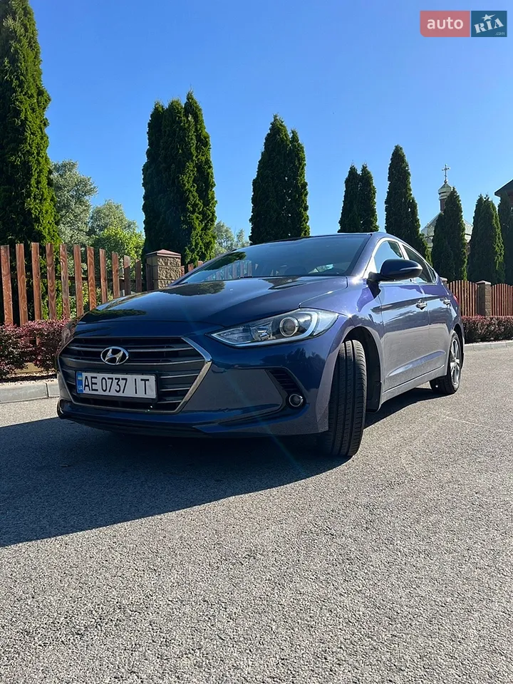 2019 Hyundai Elantra - мініатюра 13