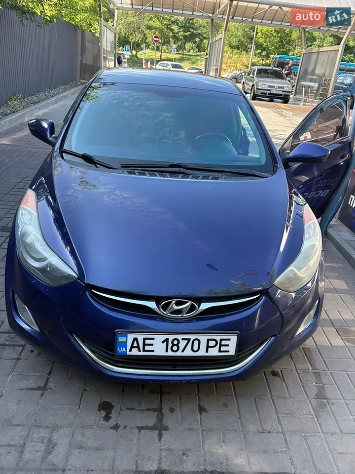 2013 Hyundai Elantra - мініатюра 15