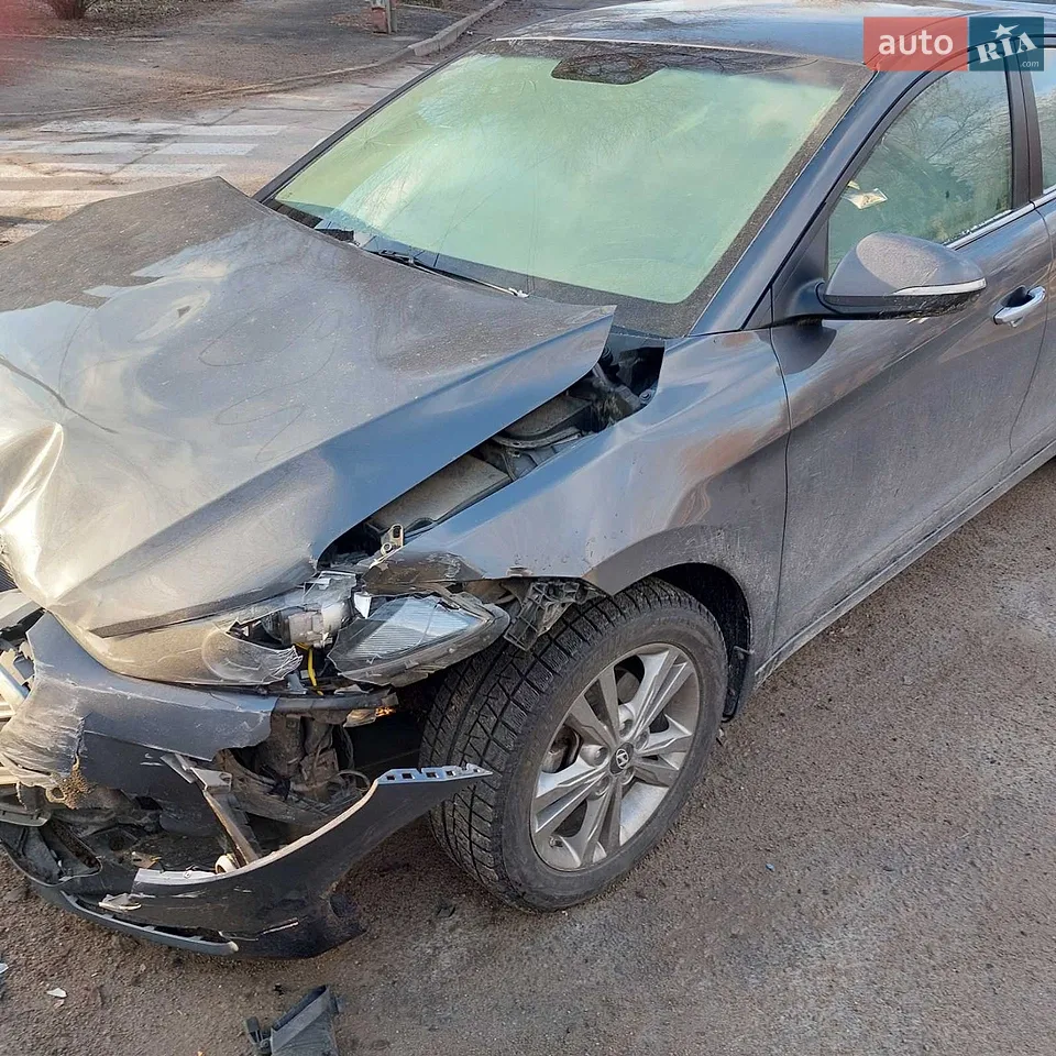 2016 Hyundai Elantra - мініатюра 13