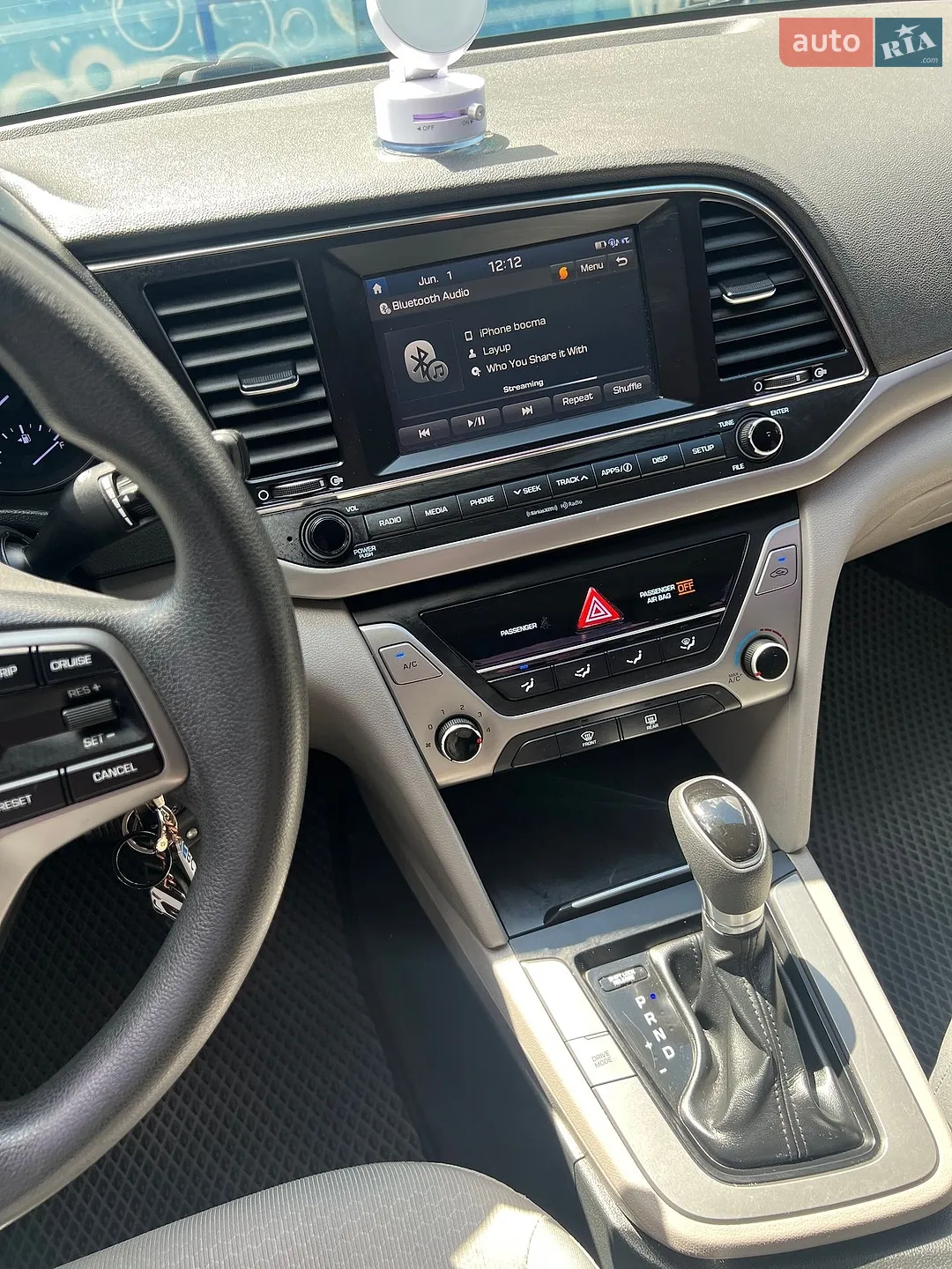 2017 Hyundai Elantra - мініатюра 8