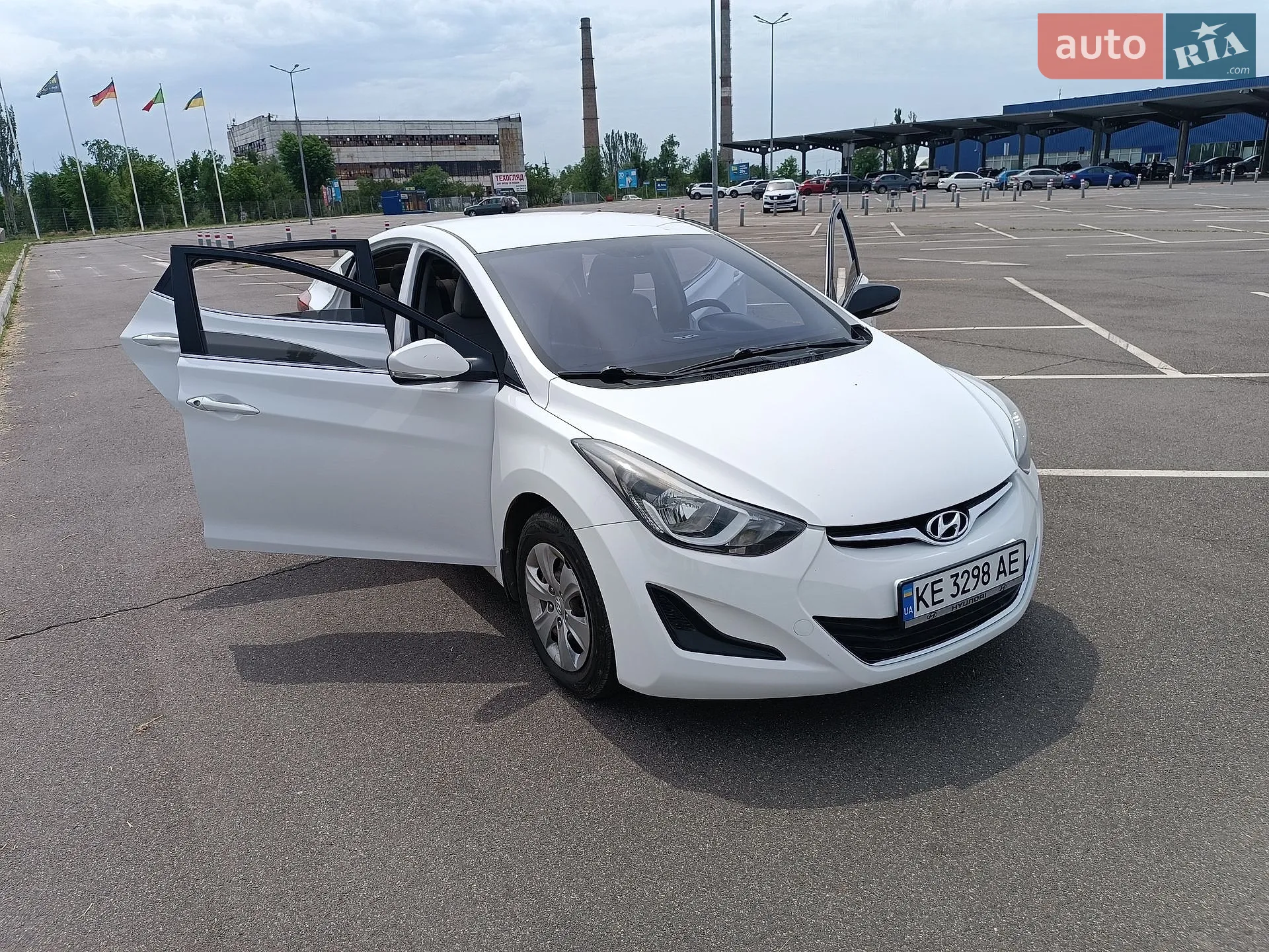 2014 Hyundai Elantra - мініатюра 7