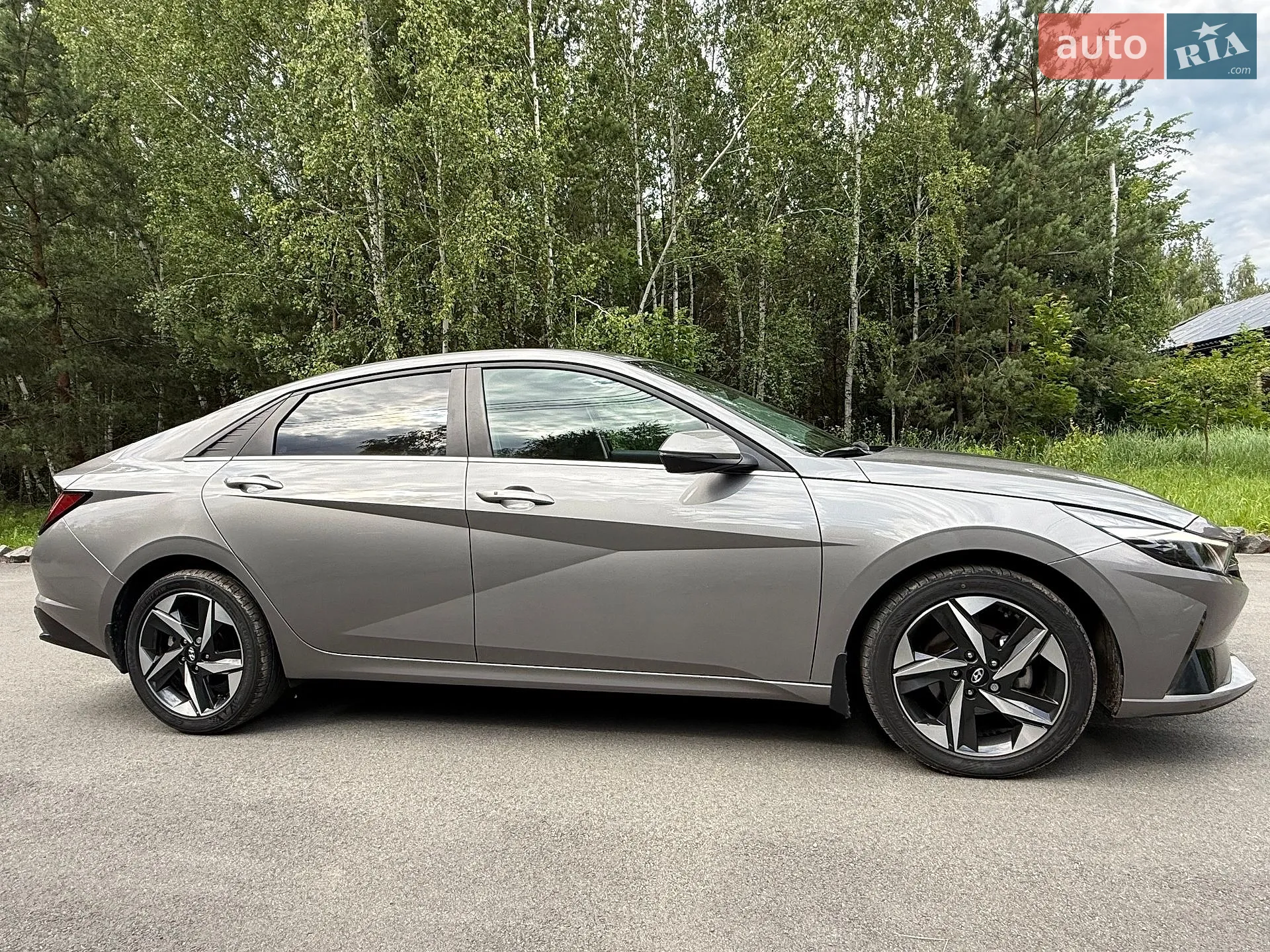 2021 Hyundai Elantra - мініатюра 10
