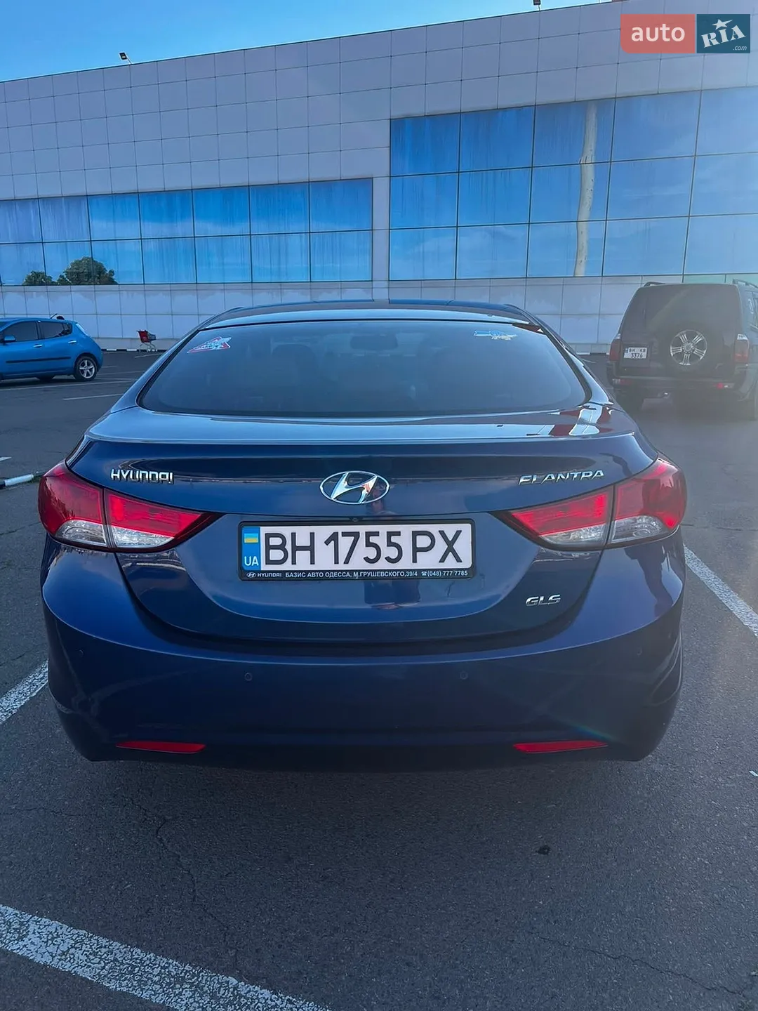 2013 Hyundai Elantra - мініатюра 12