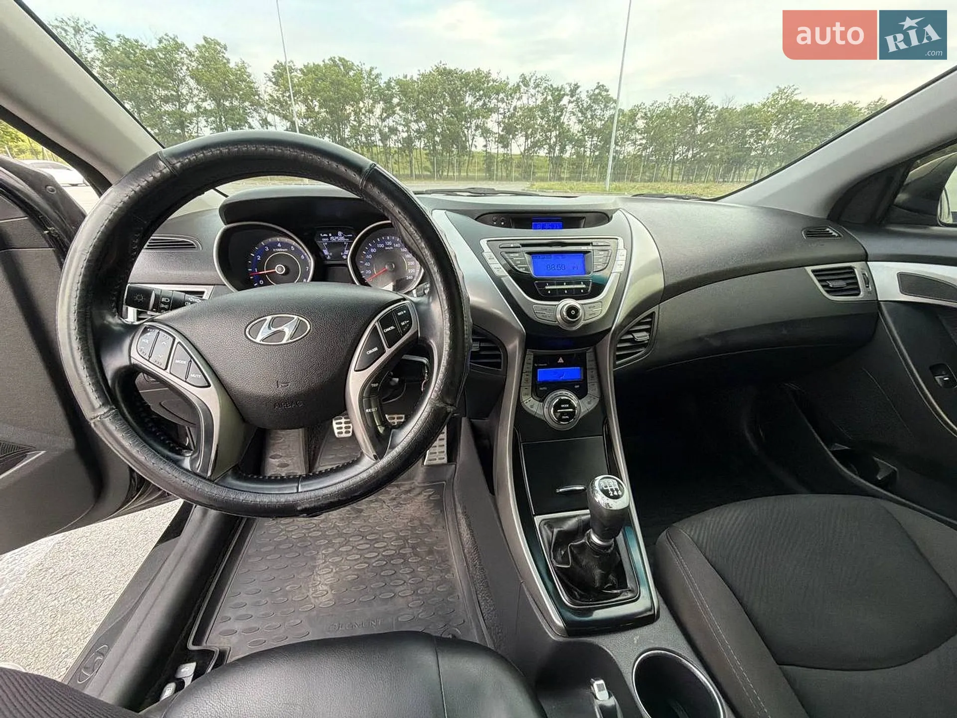 2013 Hyundai Elantra - мініатюра 8