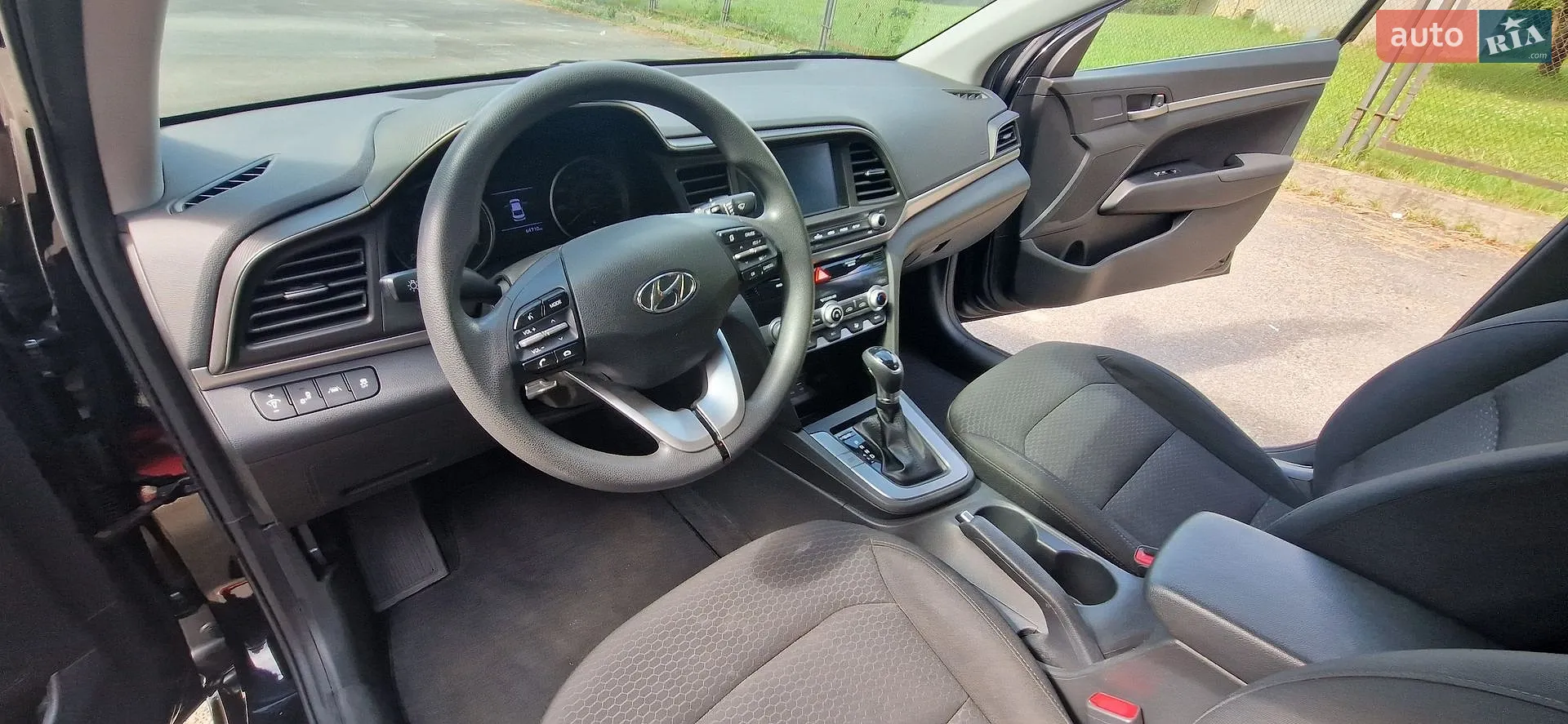 2020 Hyundai Elantra - мініатюра 23